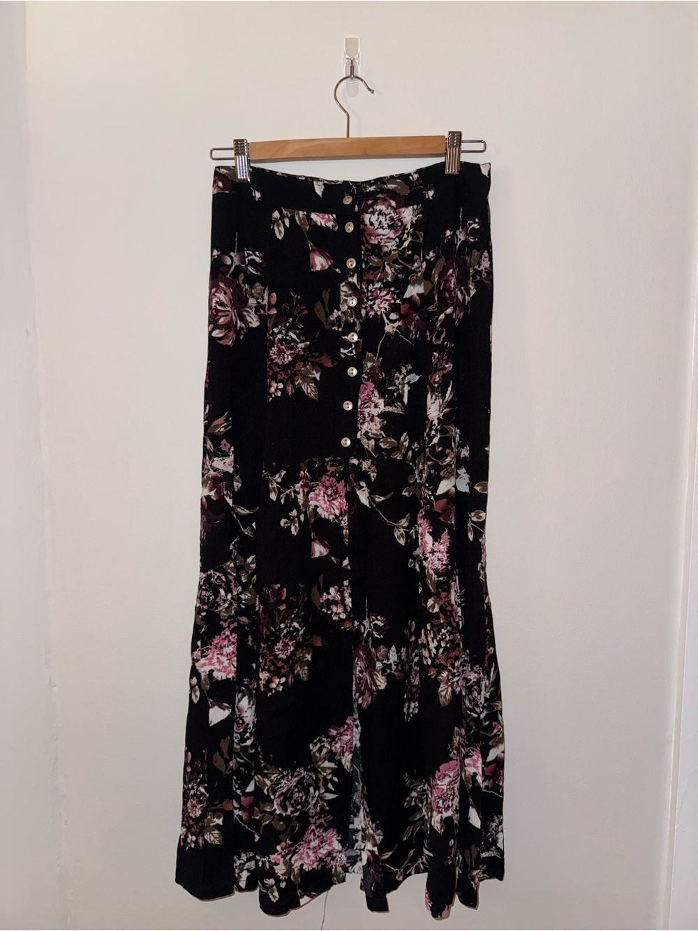 Floral Button-Front Black Maxi Skirt - Pink Floral